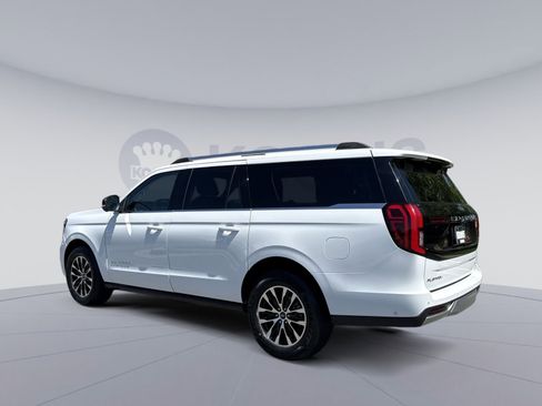 Used 2025 Ford Expedition Max Platinum AWD/4WD image 4