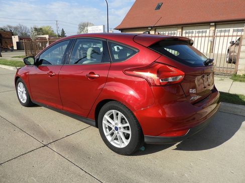 Used 2016 Ford Focus SE FWD image 7