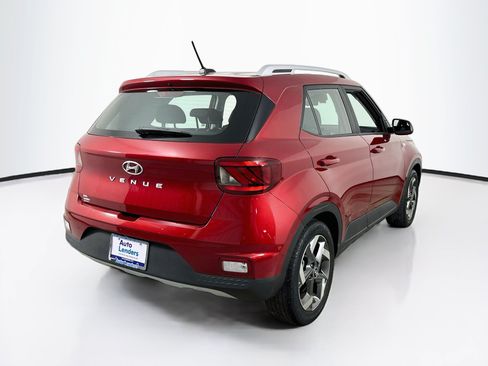 Used 2023 Hyundai Venue SEL w/ Cargo Package FWD image 5