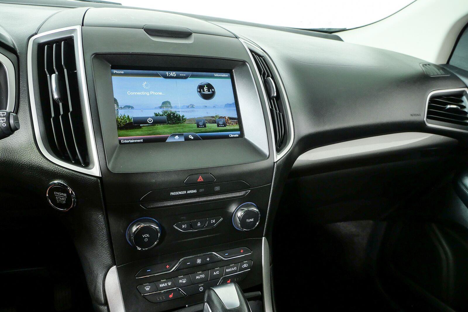 Used 2015 Ford Edge SEL w/ Equipment Group 201A FWD image 12