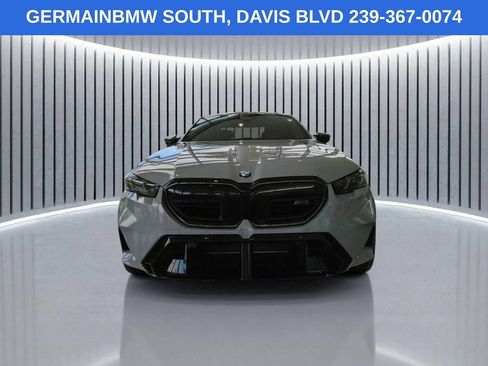 Used 2025 BMW M5 w/ Carbon Package AWD/4WD image 10