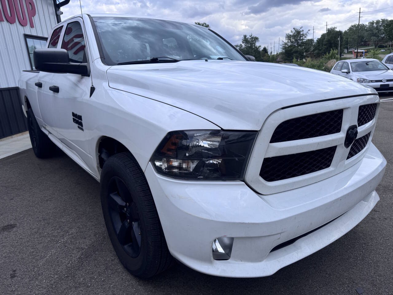 Used 2019 RAM 1500 Express w/ Express Value Package AWD/4WD image 4