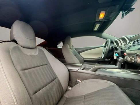 Used 2015 Chevrolet Camaro LS RWD image 9