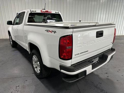 Used 2022 Chevrolet Colorado LT w/ Fleet Safety Package AWD/4WD image 3