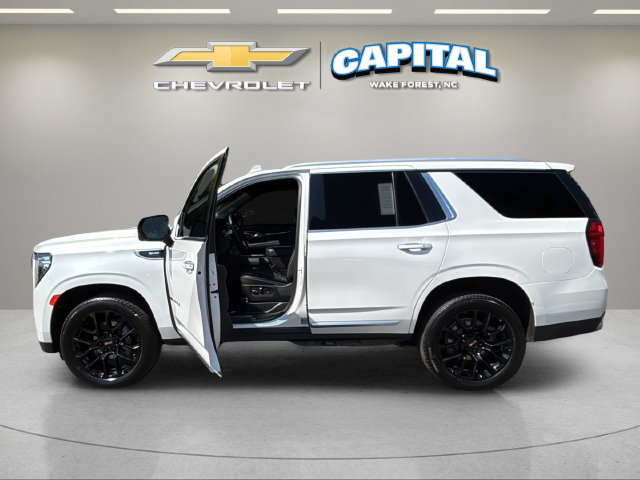 Used 2023 GMC Yukon Denali w/ Max Trailering Package AWD/4WD image 3