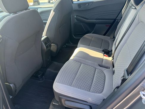 Used 2022 Ford Escape SE w/ Convenience Package image 9