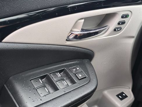 Used 2021 Honda Pilot Touring image 20
