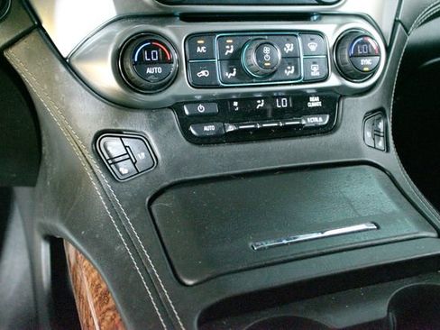 Used 2019 Chevrolet Tahoe Premier AWD/4WD image 20