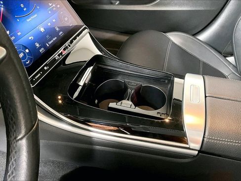 Used 2023 Mercedes-Benz C 300 Sedan image 15