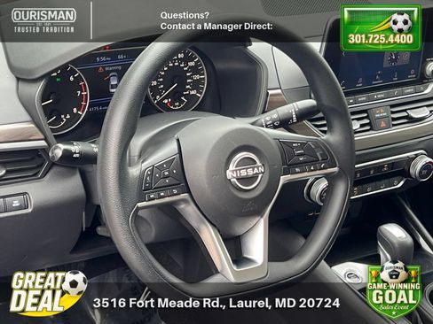 Used 2024 Nissan Altima 2.5 SV FWD image 9