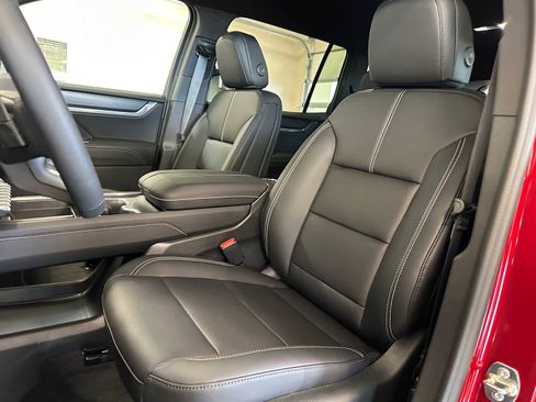 New 2026 GMC Acadia Elevation AWD/4WD image 23