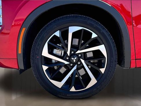 Used 2024 Mitsubishi Outlander SEL FWD image 8