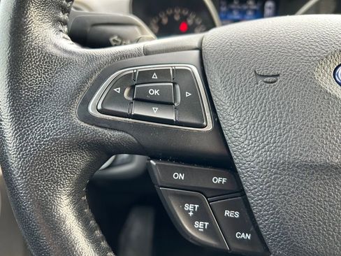 Used 2017 Ford Escape Titanium image 18