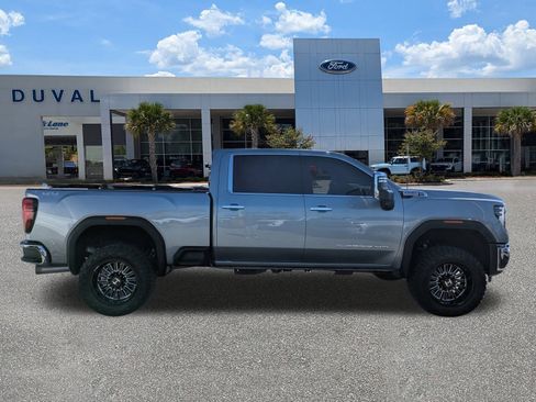 Used 2025 GMC Sierra 2500 SLT w/ SLT Convenience Package image 3