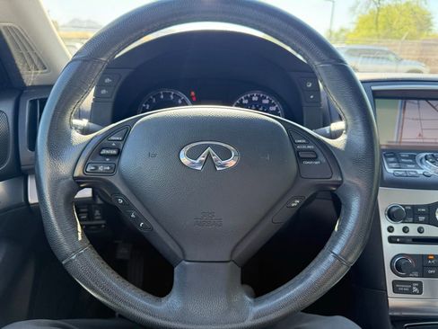 Used 2013 INFINITI G37 x Sedan w/ Premium Pkg AWD/4WD image 17
