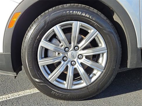 Used 2022 Cadillac XT4 Premium Luxury w/ Safety Alert Package image 10
