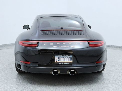 Used 2017 Porsche 911 Carrera 4S image 4
