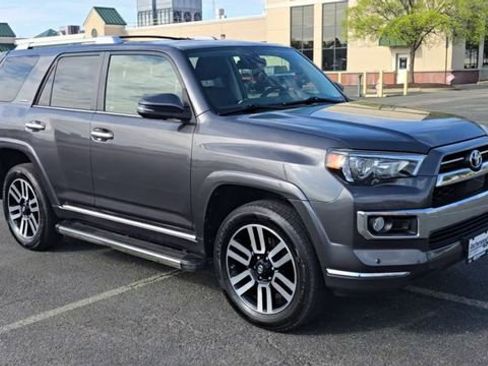 Used 2020 Toyota 4Runner Limited AWD/4WD image 3