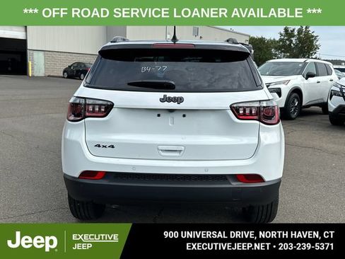 Used 2025 Jeep Compass Limited w/ Sun & Sound Group AWD/4WD image 3