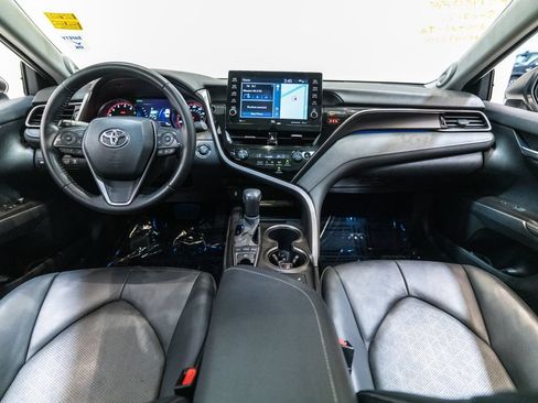 Used 2021 Toyota Camry XSE w/ Navigation Package FWD image 13