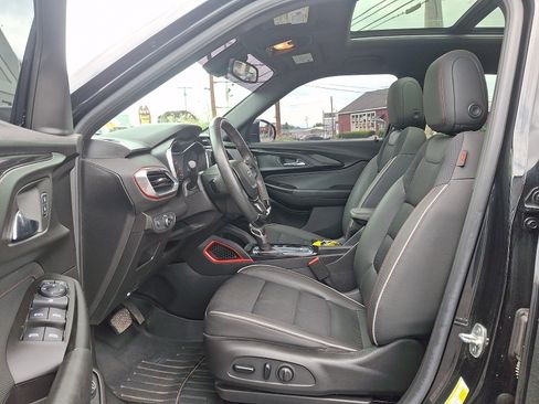Used 2022 Chevrolet TrailBlazer RS w/ Sun and Liftgate Package AWD/4WD image 15