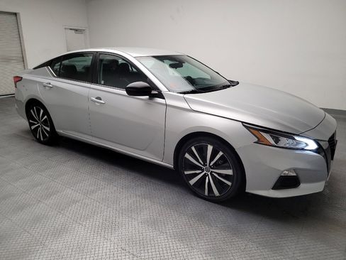 Used 2021 Nissan Altima 2.5 SR image 11