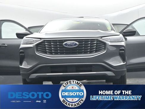 New 2025 Ford Escape Active image 65