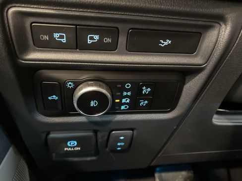 Certified 2023 Ford F150 Lariat w/ Equipment Group 502A High image 22