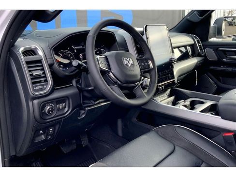 New 2026 RAM 1500 Laramie AWD/4WD image 6
