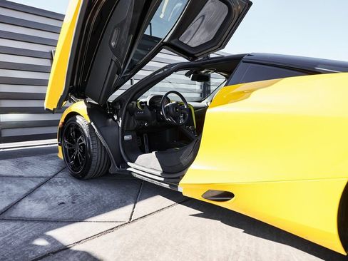 Used 2019 McLaren 720S image 32
