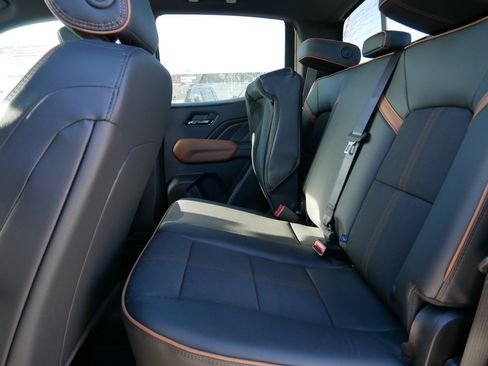 New 2026 GMC Canyon AT4 image 5