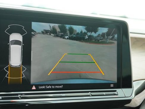 Used 2026 Volkswagen Atlas SE FWD image 25