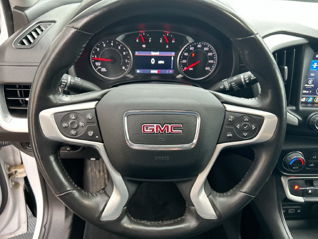 Used 2022 GMC Terrain SLT w/ Tech Package AWD/4WD image 30