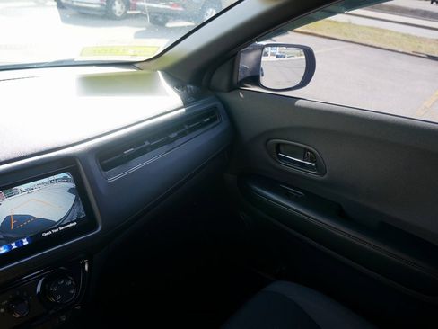 Used 2022 Honda HR-V Sport image 26