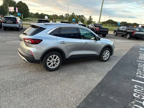 Used 2024 Ford Escape Active FWD image 38