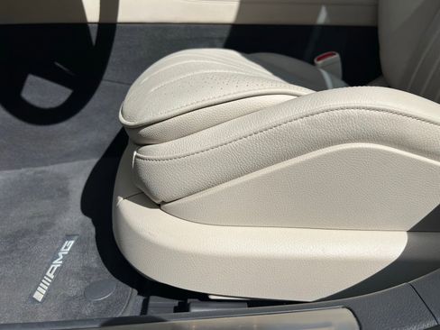 Used 2023 Mercedes-Benz S 500 4MATIC image 39