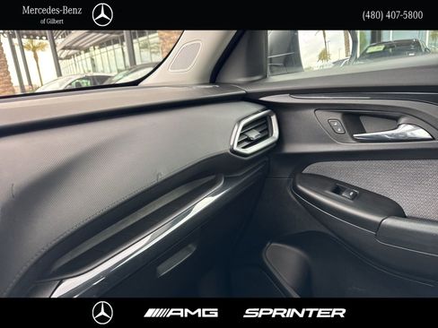 Used 2023 Chevrolet TrailBlazer LS FWD image 21