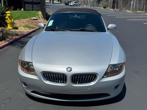 Used 2003 BMW Z4 2.5i image 4