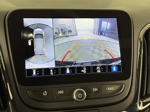 Used 2023 Chevrolet Equinox RS w/ RS Leather Package AWD/4WD image 22
