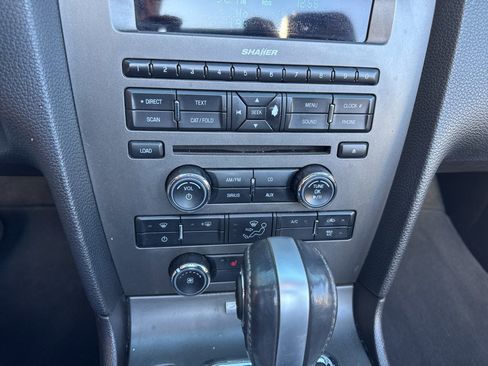 Used 2013 Ford Mustang Premium image 21