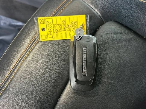 Used 2023 Ford Bronco Badlands AWD/4WD image 42
