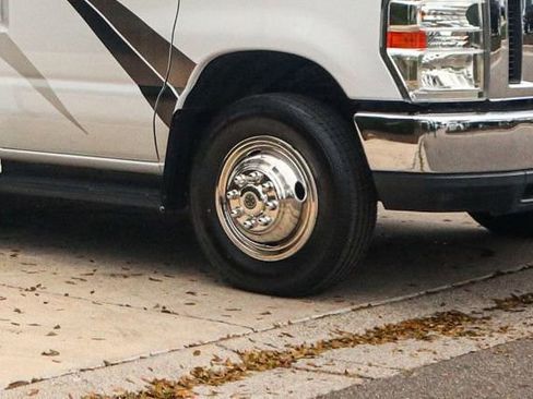 Used 2018 Ford E-350 and Econoline 350 Super Duty w/ Motorhome Prep Package image 13