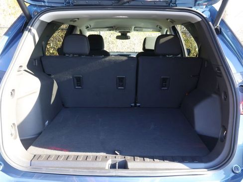 Used 2024 Chevrolet Equinox LT image 46