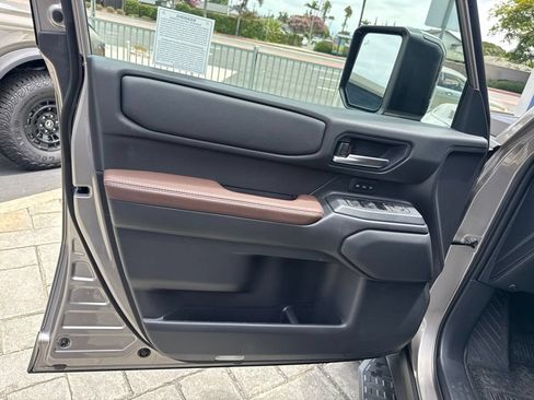 Used 2026 Toyota Land Cruiser w/ Premium Package AWD/4WD image 18
