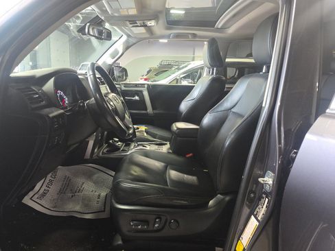Used 2023 Toyota 4Runner Limited AWD/4WD image 10