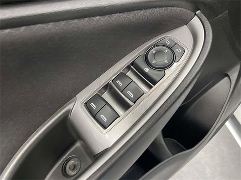 Used 2024 Chevrolet Malibu LT image 18