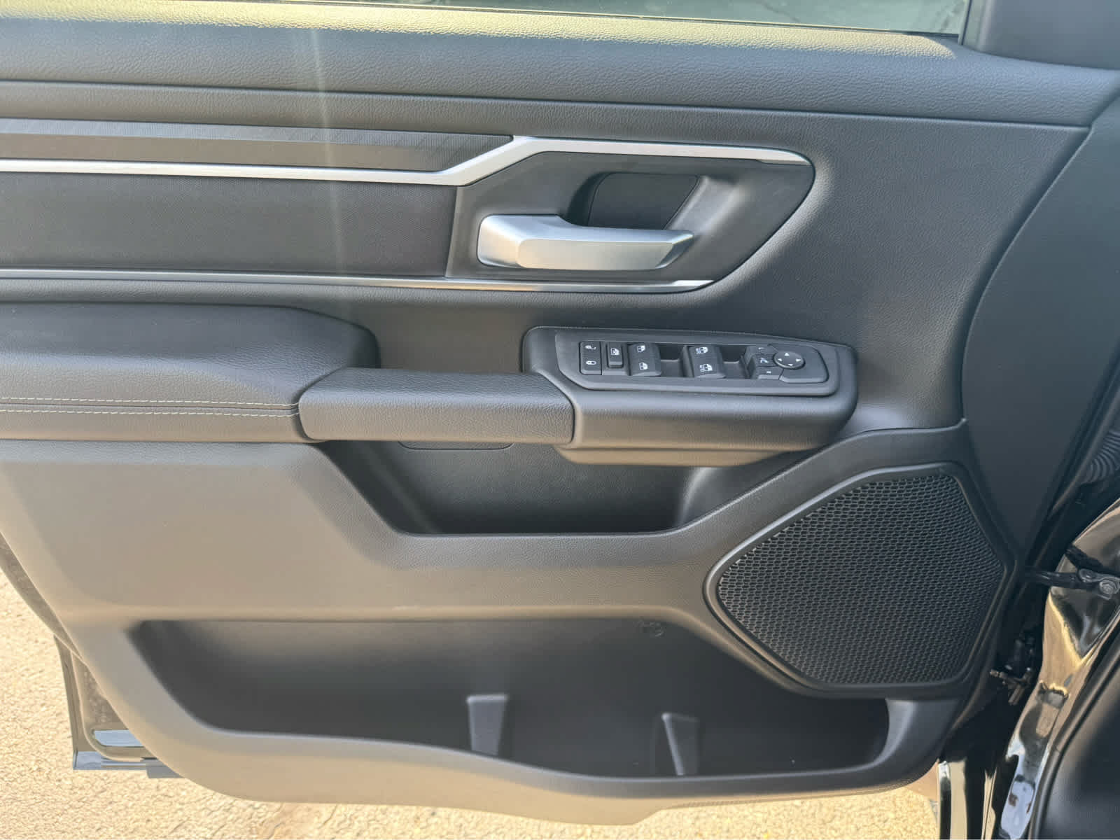 Used 2025 RAM 1500 Big Horn AWD/4WD image 13