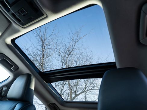 Used 2022 Lexus RX 450h AWD w/ Luxury Package image 30