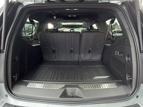 New 2026 Chevrolet Suburban RST w/ Comfort Package AWD/4WD image 14