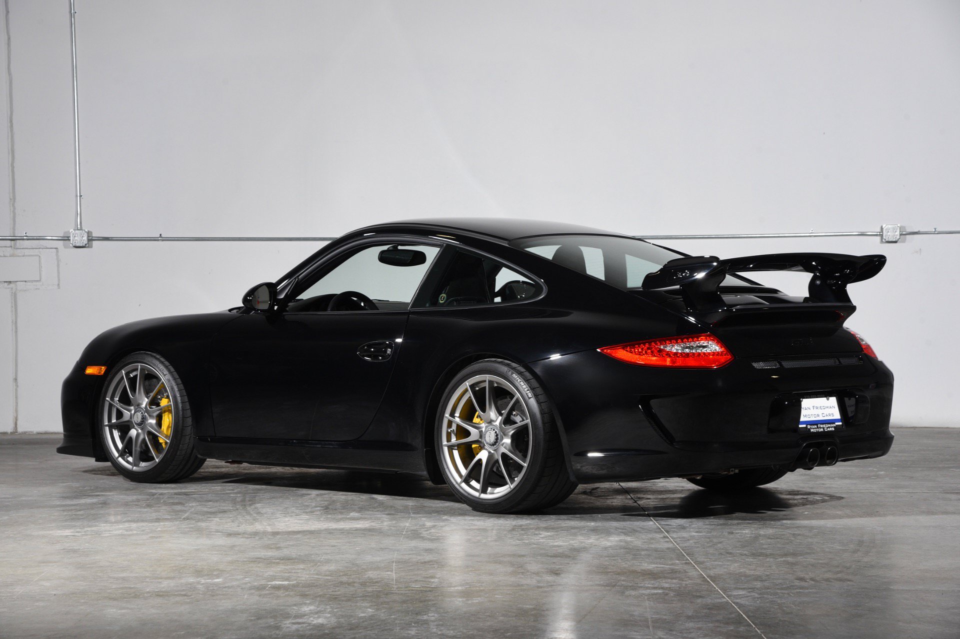 Used 2010 Porsche 911 GT3 RWD image 9